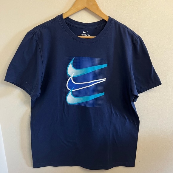 Nike Men's Blue Graphic T-Shirt - Picture 3 of 4
